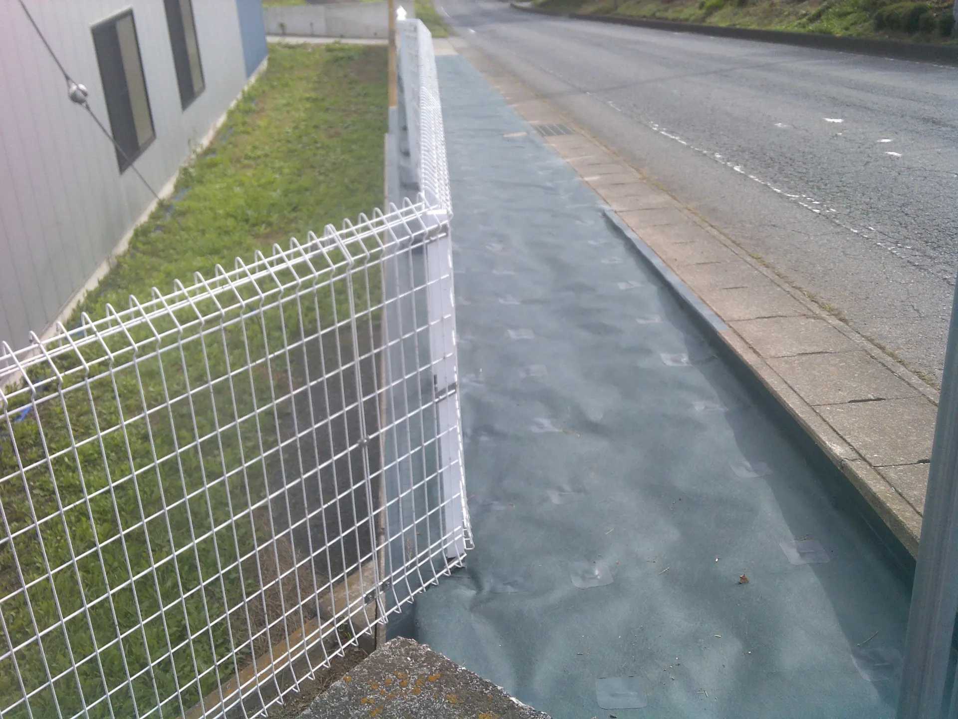 防草シート敷置5